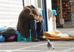 Άστεγος ξεψύχησε μέσα στο κρύο