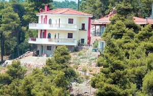 Φρένο σε τακτοποίηση αυθαιρέτων