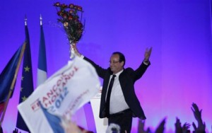 «Η αλλαγή αρχίζει τώρα» δηλώνει ο θριαμβευτής Ολάντ