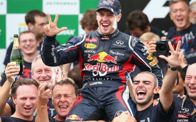 Grand Prix Βραζιλίας: Button νικητής, Vettel Πρωταθλητής