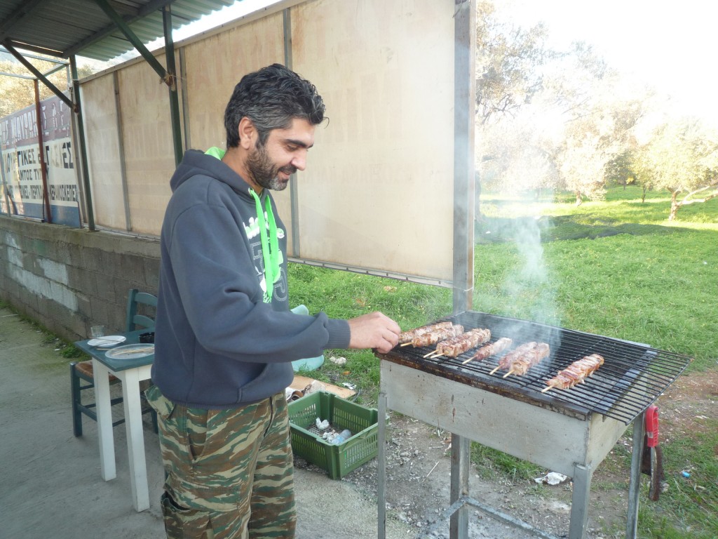 Το… γύρισε σε ψήστη ο Καλέας!