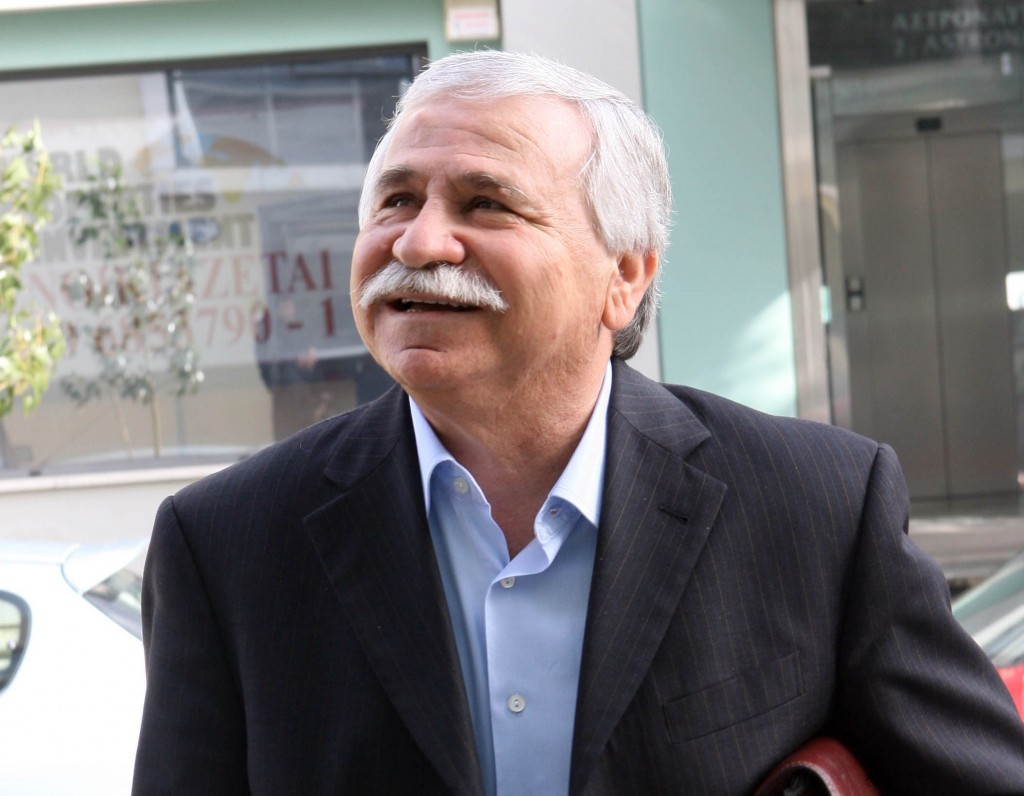 Ο άνθρωπος που έφερε το χαμόγελο στο ελληνικό ποδόσφαιρο