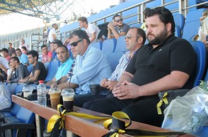 Ο Παπουτσάκης πληγώθηκε εκ των έσω…