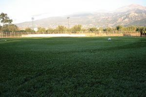 Πολλά παιχνίδια… σε πλαστικούς τάπητες!