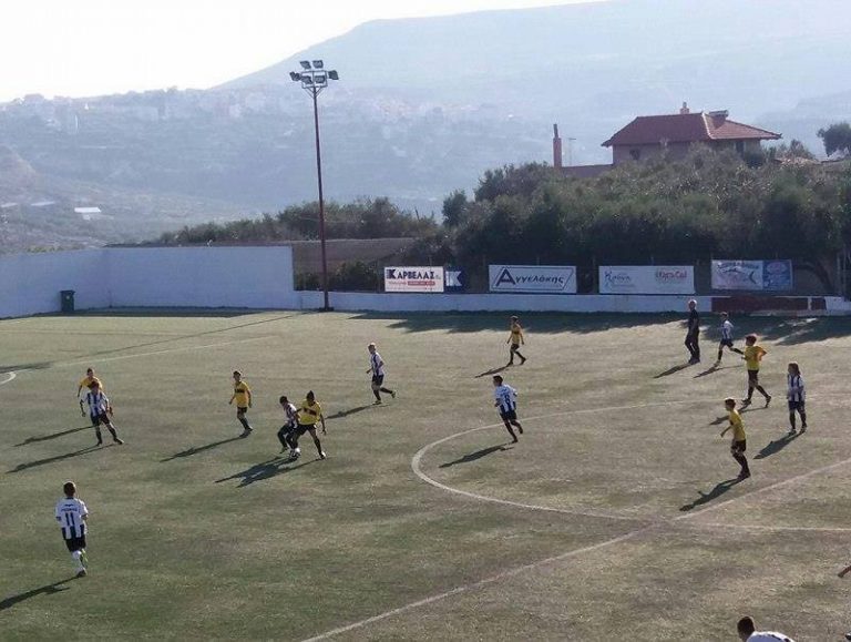 Αφήστε τα παιδιά να απολαμβάνουν το παιχνίδι τους
