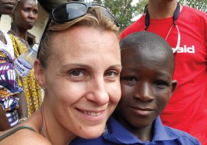 10 λόγοι που κάνουν την Αναδοχή Παιδιού το καλύτερο δώρο Χριστουγέννων