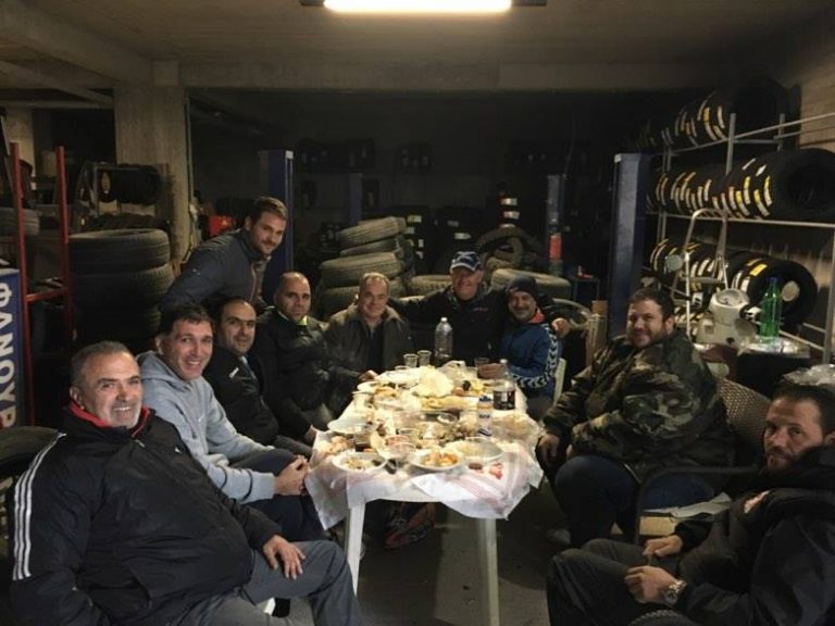 Καλή χρονιά… από τα Μαύρα Μεσάνυκτα!