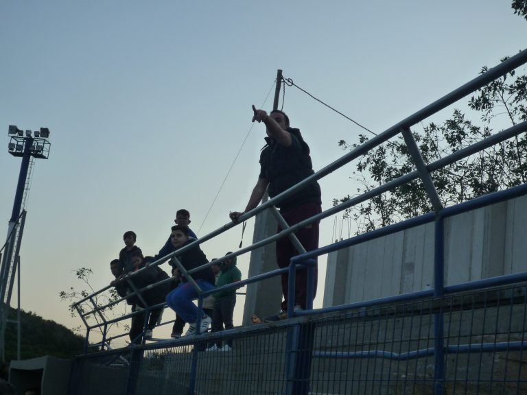 Στα κάγκελα ο πρόεδρος!