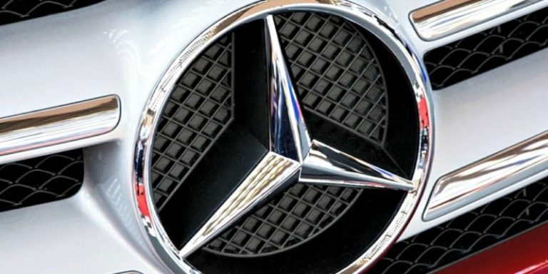 H Mercedes «ανακαλεί» 3 εκατ. ντιζελοκίνητα οχήματα