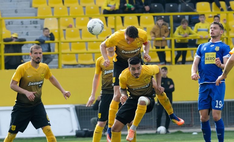 Πέταξε “λευκή πετσέτα” στο δεύτερο ημίχρονο