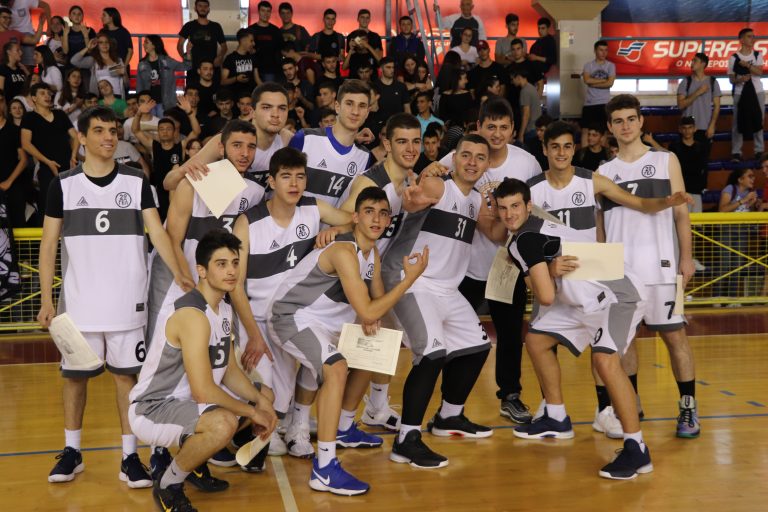 Στην επόμενη φάση του σχολικού πρωταθλήματος Λυκείων το 2ο και το 3ο ΓΕΛ Ηρακλείου