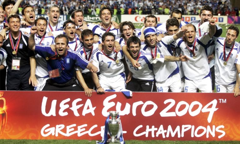 Video | Ο Βασίλης Σαμπράκος εξηγεί το Θαύμα του 2004!
