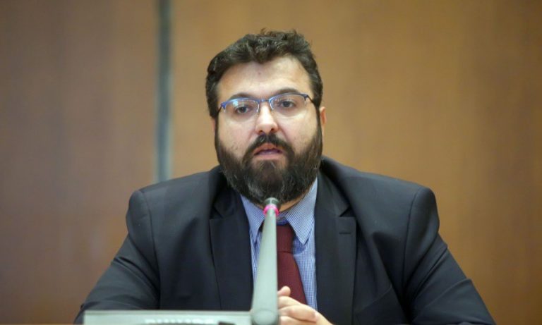Ε, ρε γλέντια που έρχονται – ούτε ο Σέρλοκ Χολμς δεν θα βρίσκει που πάνε τα λεφτά