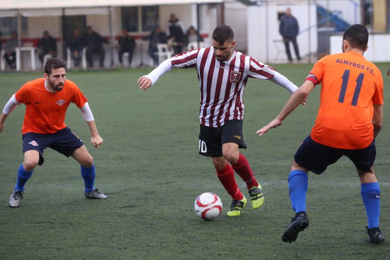 Pics | Στιγμές από τη νίκη της Μινωικής επί του Αλμυρού