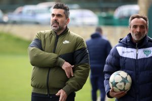 Ο Γιούχτας ξεκινάει την βάση έχοντας τον καλύτερο προπονητή