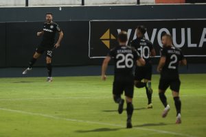 Πηγαίνει ξενερωμένος στο πρόγραμμα… φωτιά