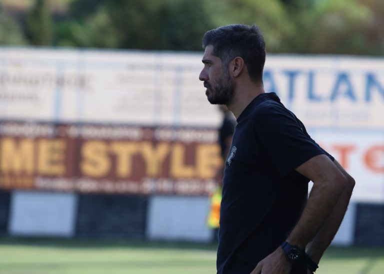 Ο Μάριος Σηφάκης κάνει τα βήματα ένα, ένα και άκρως μελετημένα