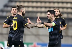 “Ζωντανή” με 4άρα η ΑΕΚ