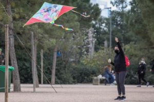 Καθαρά Δευτέρα: Πέταγμα χαρταετού μόνο στην γειτονιά – Τι ισχύει για τις μετακινήσεις