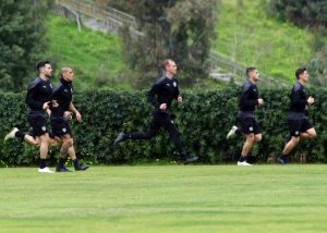 Ολοκληρώνει την προετοιμασία του και φεύγει για Λαμία