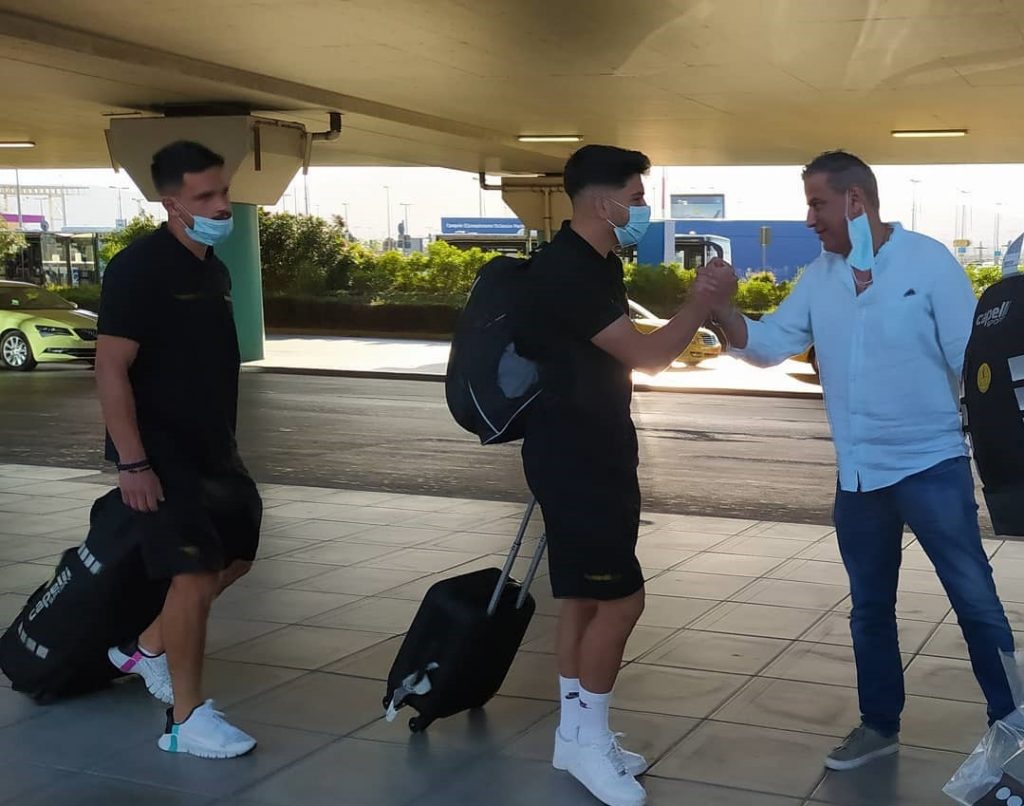 Pics | Ο Μάγκετ Σάμι υποδέχθηκε την αποστολή στην Αθήνα