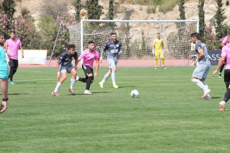 Έχασε έδαφος στην “μάχη” της παραμονής