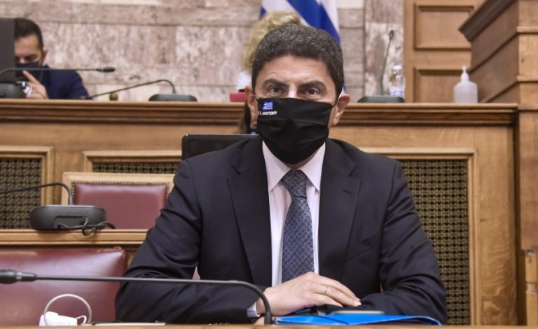 Παρατείνεται η προθεσμία για εγγραφή στο μητρώο