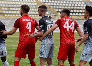 Δύο ανανεώσεις στον Διαγόρα