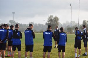 Pics | Πρωινή προπόνηση για τα Χανιά στο Καρπενήσι