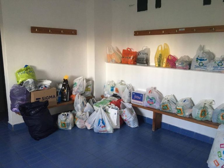 Pics | ΠΟΑ: Μεγάλη προσφορά στην συγκέντρωση ειδών πρώτης ανάγκης!