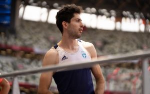 Επική ερώτηση Τεντόγλου: «Τι ώρα είναι η απονομή;» (vid)