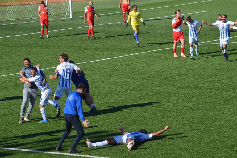 Pics | Καρέ – καρέ οι πανηγυρισμοί του ΑΟΑΝ για την πρόκριση!
