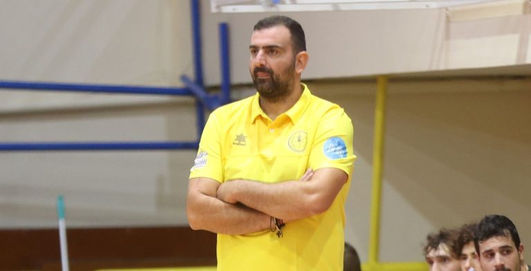 Βισκαδουράκης στο athleticradio.gr: «Αφιερώνω το Κύπελλο στους παίκτες μου»