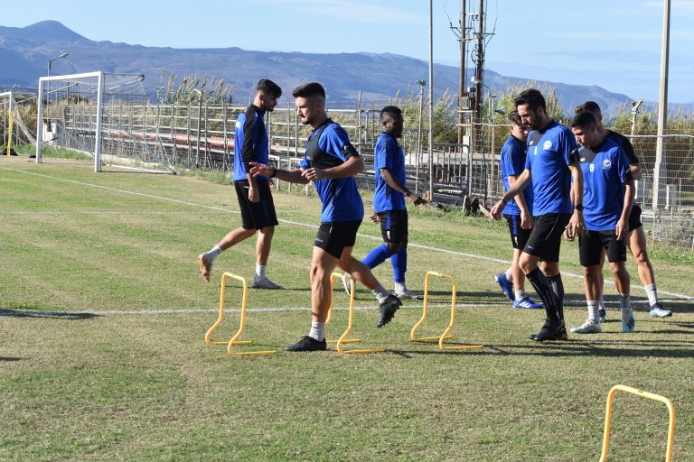 Pics | Ξεκίνησαν προετοιμασία για το Αιγάλεω τα Χανιά