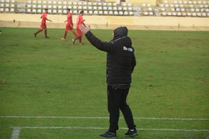 Παπαδόπουλος: “Αυτό που βίωσα χθες στη Ρόδο δεν υπάρχει – Δεν γίνεται να παίζουμε σε τέτοιες συνθήκες”