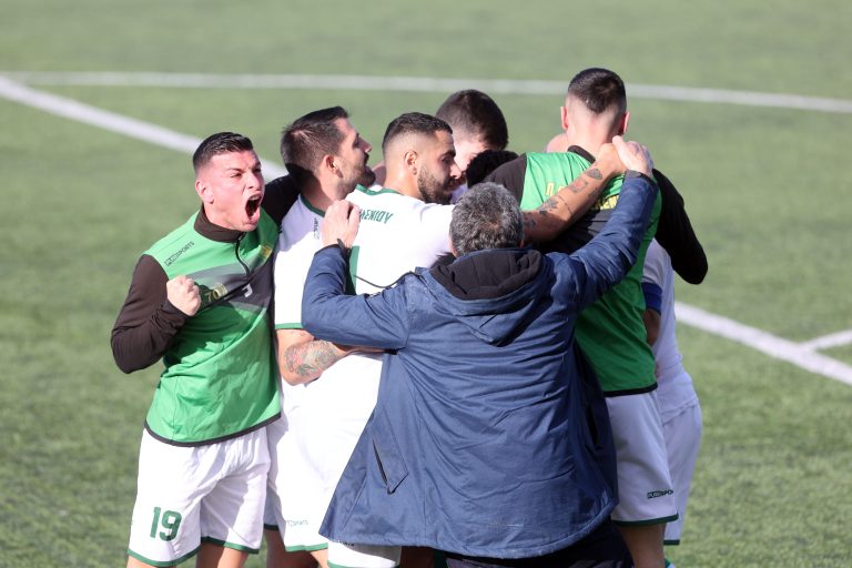 Στο Ατσαλένιο δεν πρέπει να μπουν σε κυνήγι μαγισσών