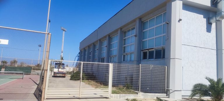 Pics | Άλλαξε η πρόσοψη του κλειστού γυμναστηρίου Λίντο