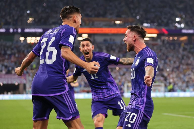 Πολωνία – Αργεντινή 0-2: Στους “16” του Μουντιάλ ο Μέσι και η “παρέα” του!