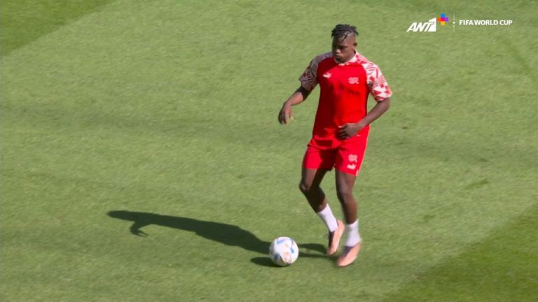 Video | Ελβετία – Καμερούν: Τα αστέρια των δύο ομάδων προθερμαίνονται