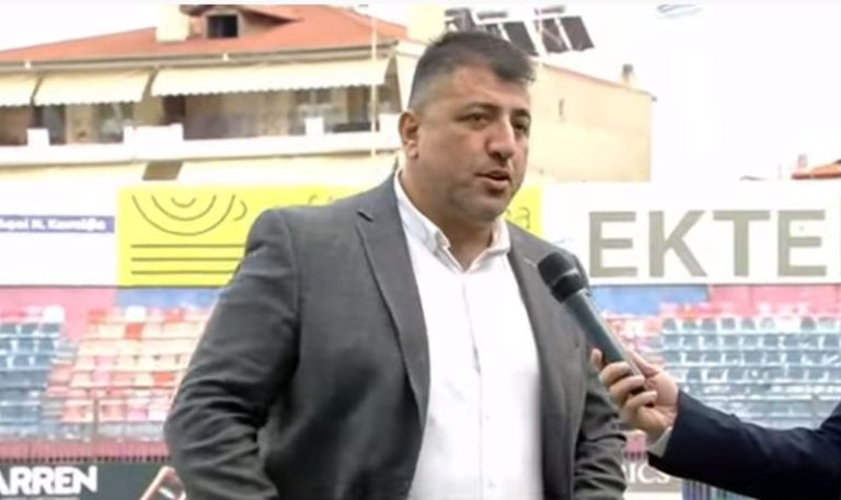 Λεωνίδας Λεουτσάκος: Ο άνθρωπος που δεν τον θέλει κανείς και κάθεται γαντζωμένος στην καρέκλα