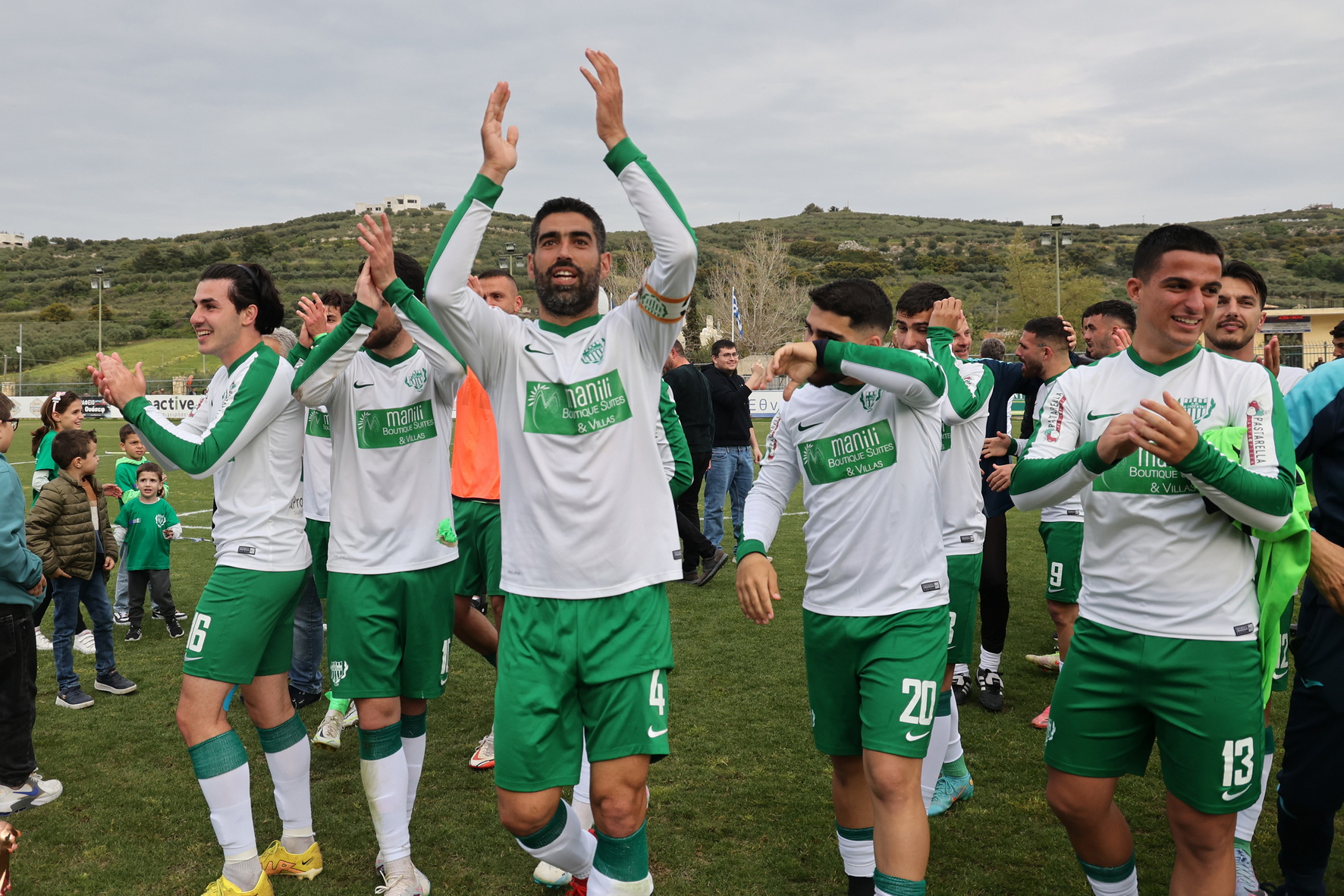 Τίτλοι τέλους για τον Μηνά Τζανή! Κρεμάει τα παπούτσια του και συνεχίζει στον Γιούχτα!