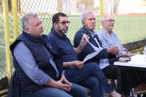 Οι Συνελεύσεις κάτω από τα Αλμυρίκια…