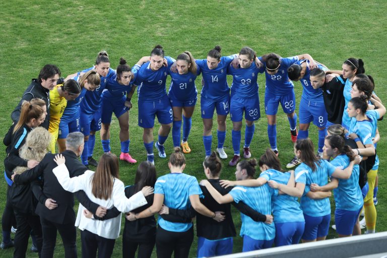 Pics | Φωτογραφίες από το Ελλάδα – Σερβία