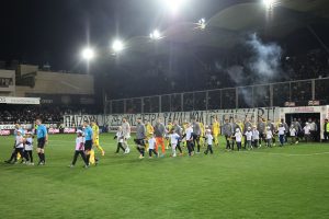 Δολοφονία Τεμπών: Τα “πέταλα” ξεχείλιζαν από οργή, οι επαγγελματίες αθλητές έμειναν στην αφωνία