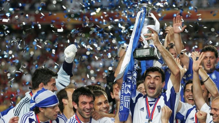Τοπαλίδης: «Ο Δέλλας είχε πολύ σημαντική συμβολή στην επιτυχία του EURO 2004»