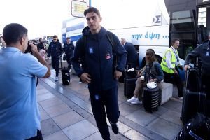 Αναχωρεί για Λονδίνο η Εθνική (pics)