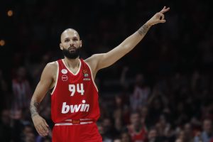 Η ανάρτηση-έπος του Φουρνιέ με… Γλυφάδα και Times Square!