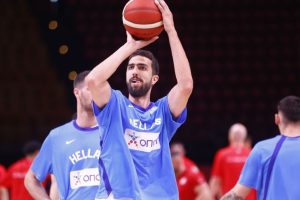 Τσεντεβίτα Ολίμπια: Ανακοίνωσε τον Νίκο Χουγκάζ (pic)