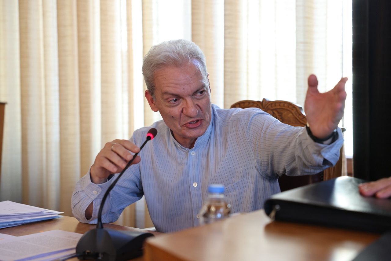Ο Δήμαρχος Ηρακλείου Αλέξης Καλοκαιρινός στον ΣΠΟΡ FM 104,2: “Το Παγκρήτιο με τον ΟΦΗ θα έχει τεράστια ανάπτυξη”