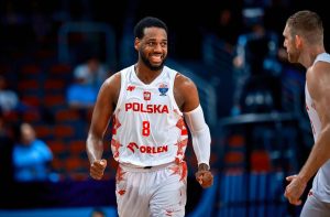 Πολωνία – Βοσνία 80-72: «Καθάρισε» με Λόιντ και Πονίτκα και «συγκρούεται» με Τουρκία στα προημιτελικά